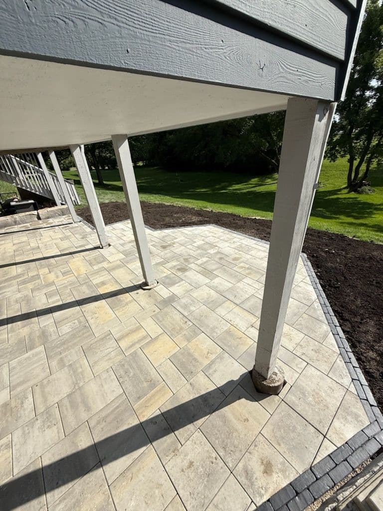 Gallery photos for Beautiful Paver Patio and Landscaping Transformation: Image #1